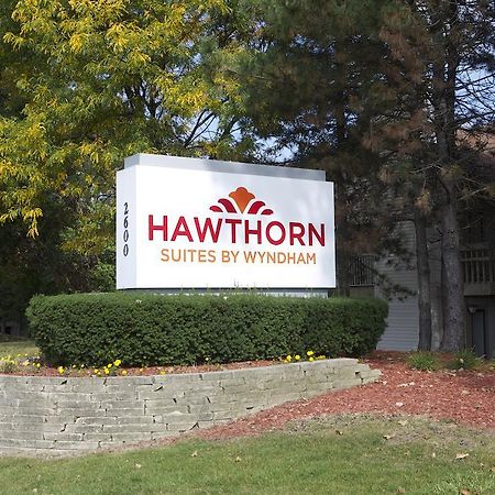 Hawthorn Suites Of Troy Exterior photo